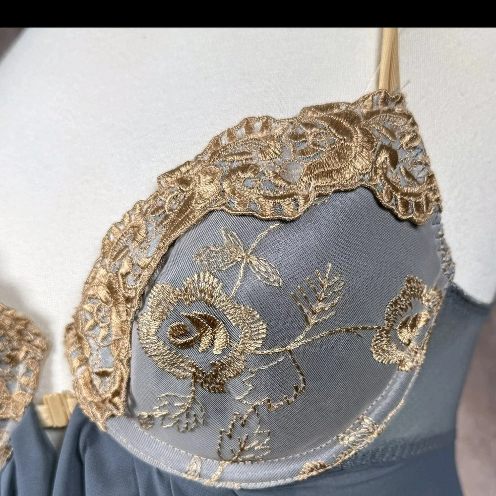 Victoria's Secret Blue Chemise with Gold Lace - Picture 4 of 7
